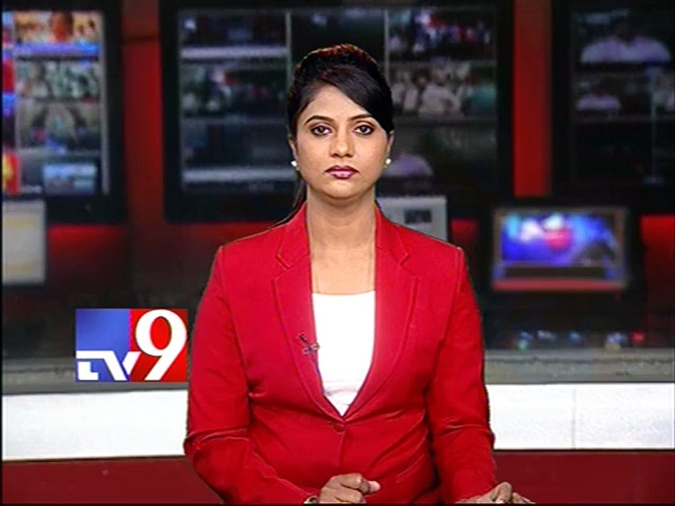 Vigilance Officers raided on Godowns, Rs.1.6 crores essential commodities seized - Tv9