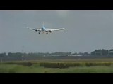 777 KLM crosswind landing at Polderbaan Schiphol Amsterdam