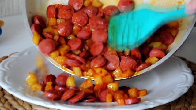 Patatesli Sosis Tarifi | Kahvaltılık Sosis ve Patates
