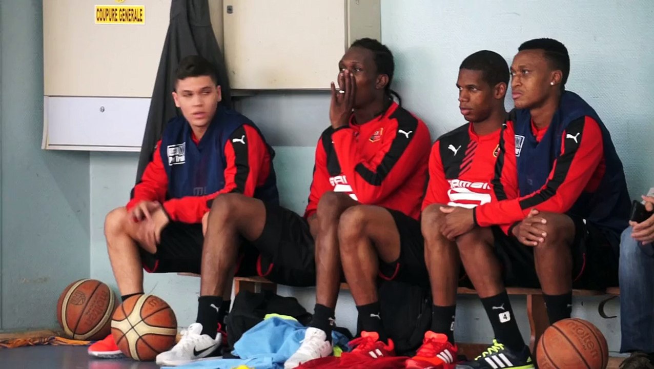 Inside : Initiation basket pour les Rouge et Noir !