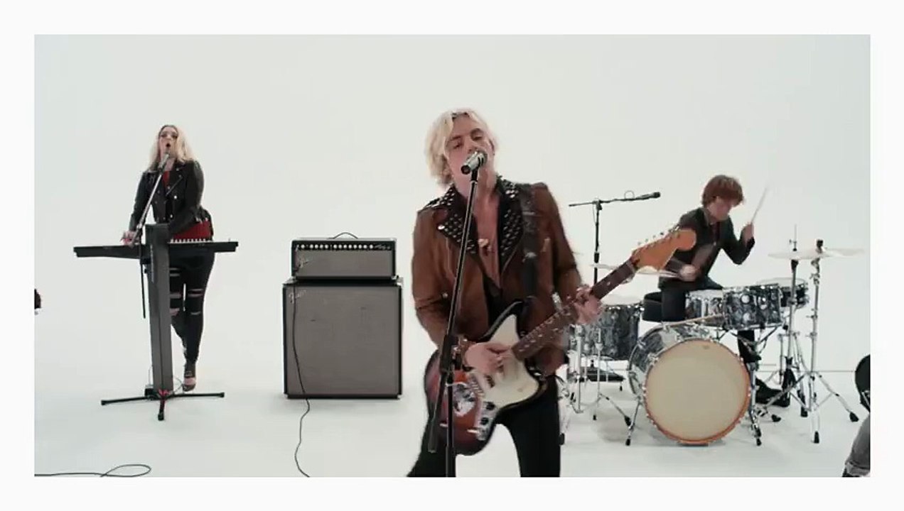 R5 - Let's Not Be Alone Tonight (Official Video)