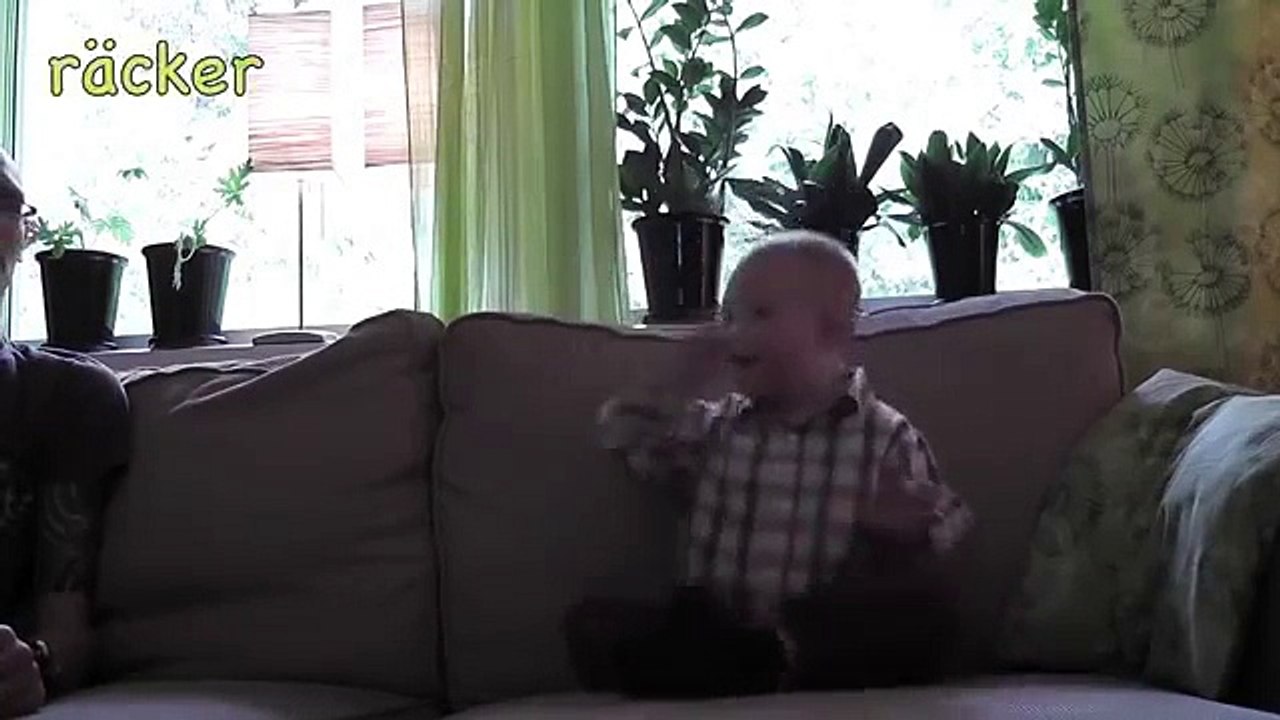 Vilgot tecknar "Kalas Alfons Åberg"