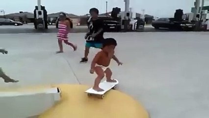 Incredible 2 year old skate kid!