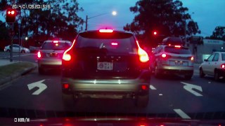 Sydney Dashcam compilation. Bad drivers and other interesting stuff.