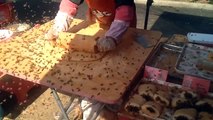 Chinese Street Food Adventures Bee Mochi! モチ 麻糬 máshu