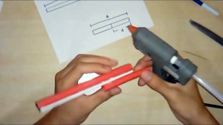 come creare un cannone a molla in carta