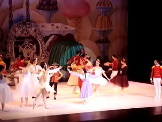 O Quebra Nozes - final - Nucleo de dança Nice Leite - Ilara Lopes