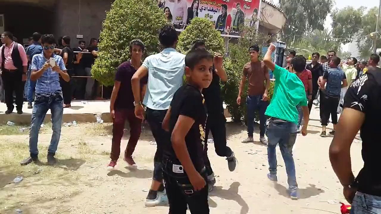 رقص شباب في منتزه الزوراء جديد