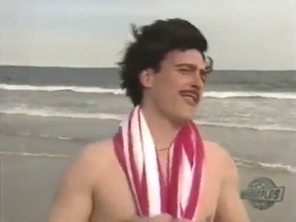 Clip kitsch 80's : Pierre Nadeau "Girls Boys" remake 2002