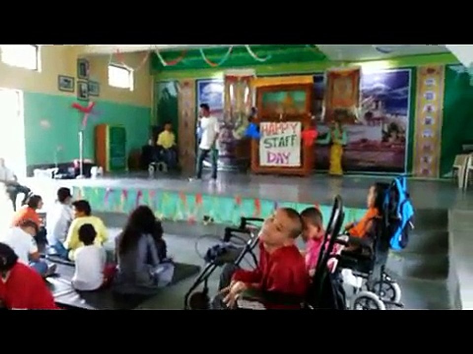 Song by Ngoenga School Tibetan children on Teacher's Day  8