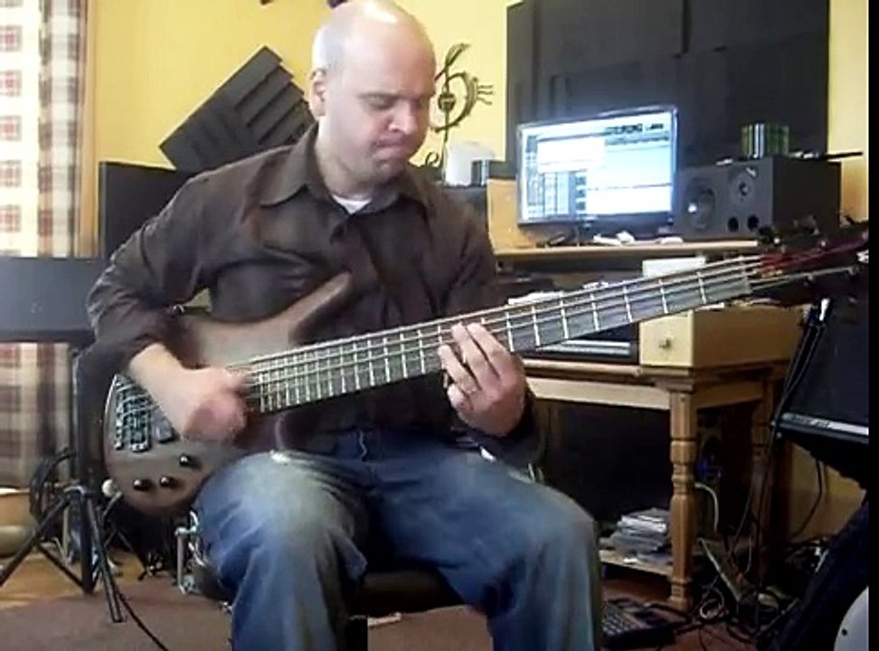 Warwick Thumb Bass Funk Slap Solo (Jose Castillo)