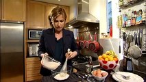 Lyle's Golden Syrup 4-Steps to Perfect Pancakes - Emma Forbes Masterclass.mov