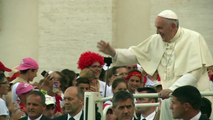 Papa simplifica anulação do casamento católico