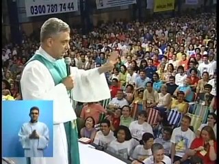 Pe. Léo - A felicidade não está nos bens materiais