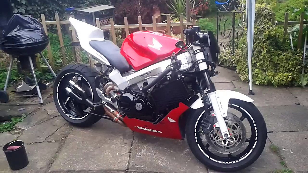 HONDA VFR 800