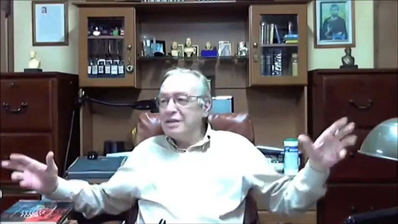 Olavo de Carvalho - A farsa da crueldade hegemônica do homem branco ocidental.