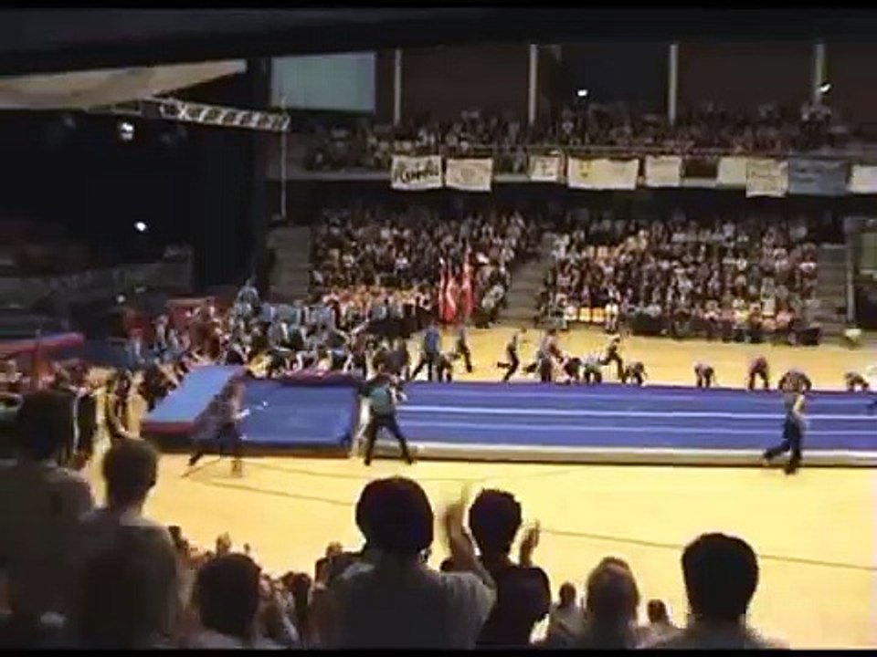 Vesterlund. Danmarks første fullin triff til hård af Mikael.