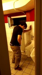 Quand je vous dit que les toilettes n'arretent pas de bouger