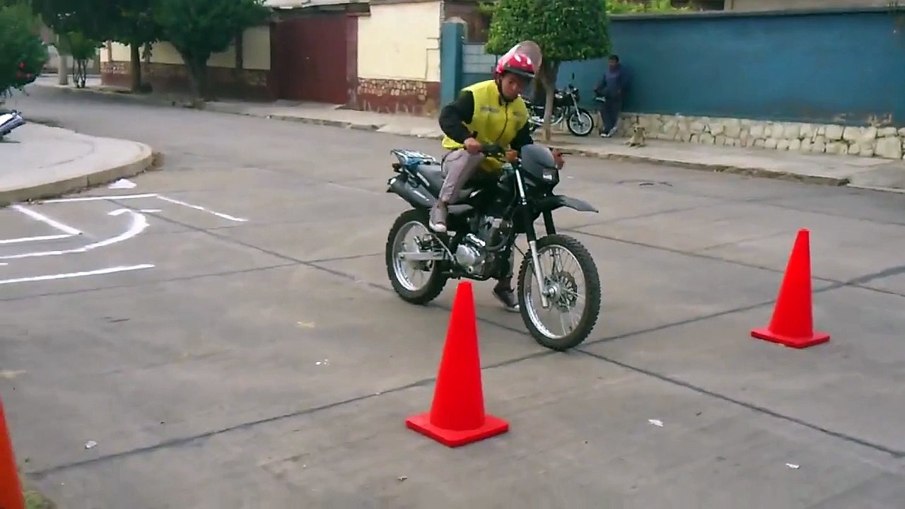Examen de Moto Licencia Bolivia