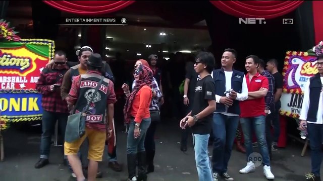 [150907]ENews - Disela-sela Kesibukannya, Raffi Ahmad sempatkan waktu untuk hobi otomotifnya