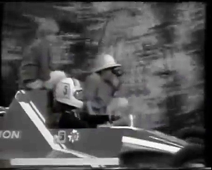 Czołówka programu 5-10-15. [pewex.pl]