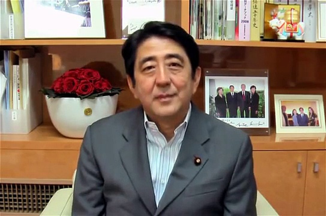 主張する外交とは
