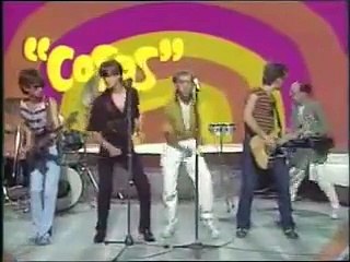 Radio Futura - Enamorado De La Moda Juvenil