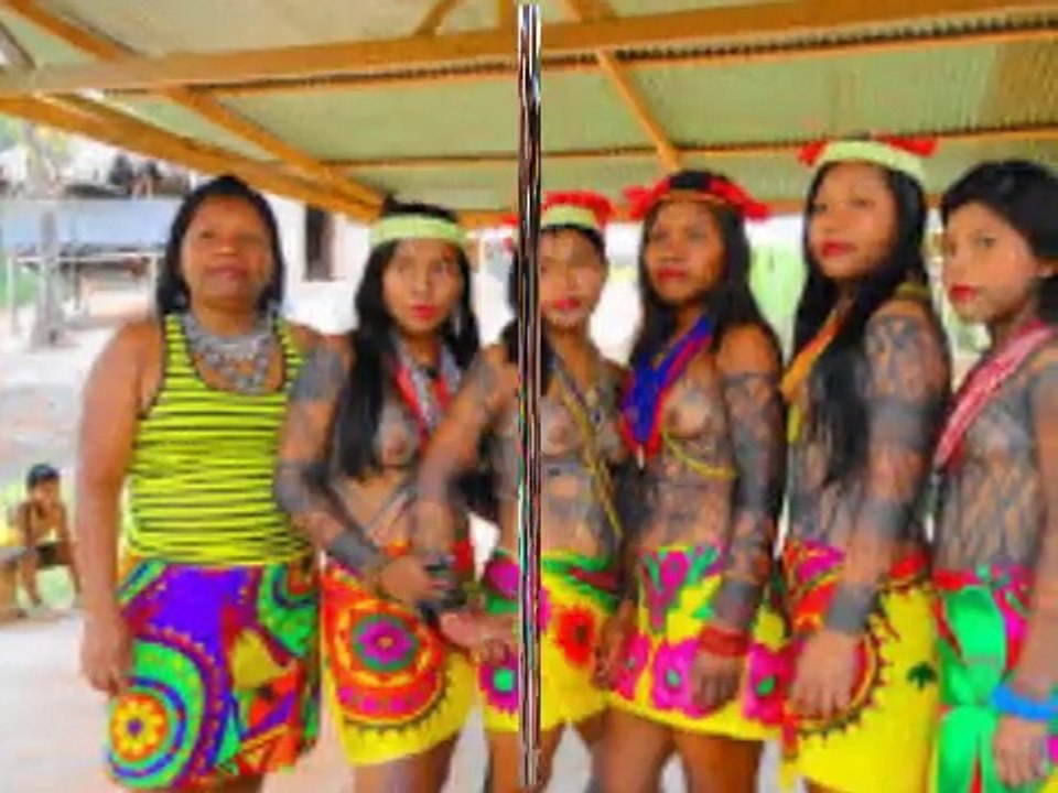 Tusi Pono embera village on the Chagres river