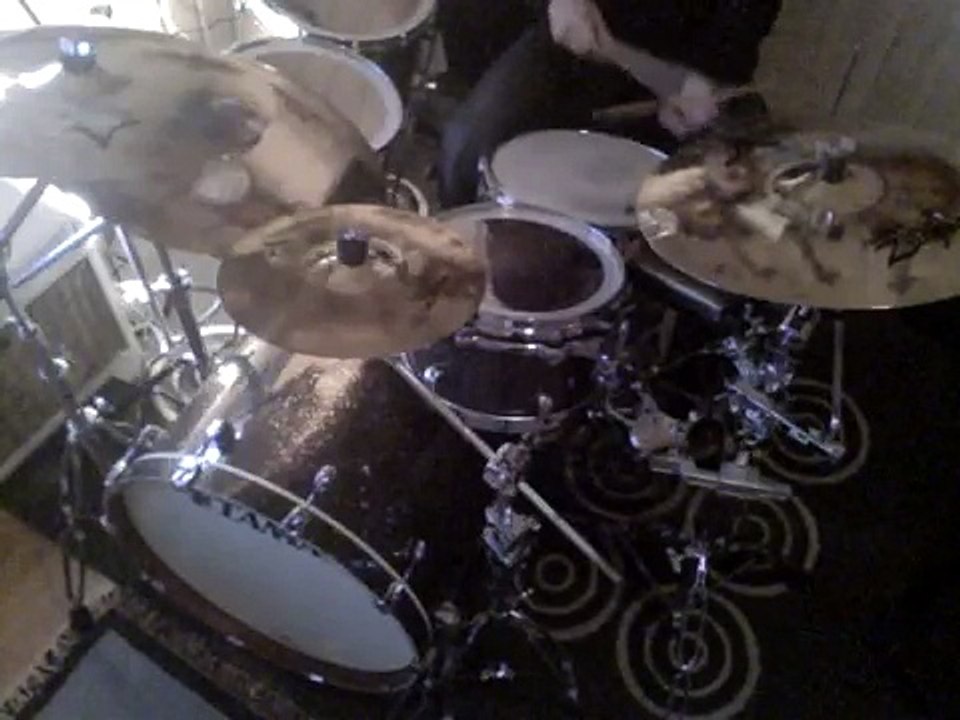 TOM PETTY - A FACE IN THE CROWD  ( Drum Cover )