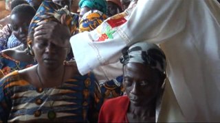 Ministères d'un prêtre exorciste au Bénin 5-