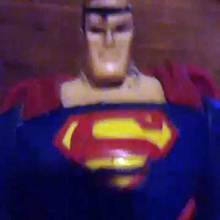 Superman vs amiibo