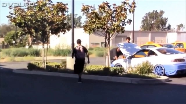 BROMAS EN LA CALLE QUE SALEN MUY MAL 2015 _ Bromas que Terminan Mal y los Golpean en plena calle