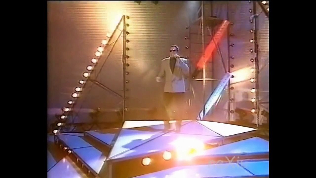 Tom Jones - Kiss (Caramba '89)