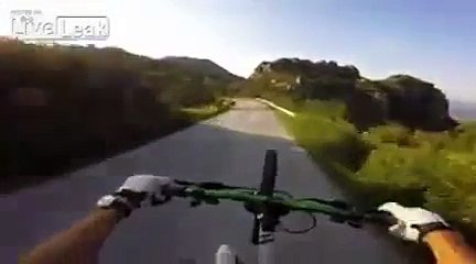 Uçarak Bisiklet sürmek