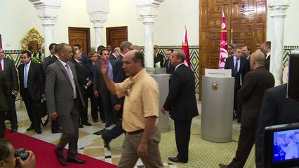 Tunisie: le premier ministre égyptien abrège une conférence de presse