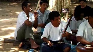 Musiciens handicapés au Cambodge