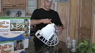 Kitchen tool daily living aids  for pouring liquid