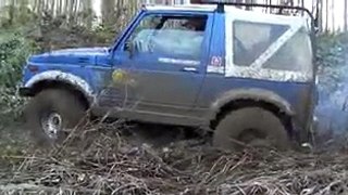 Suzuki SJ413 Extreme Mud