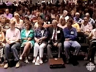 Ces visiteurs venus du ciel   Les Archives de Radio-Canada partie 2 de 3.rm