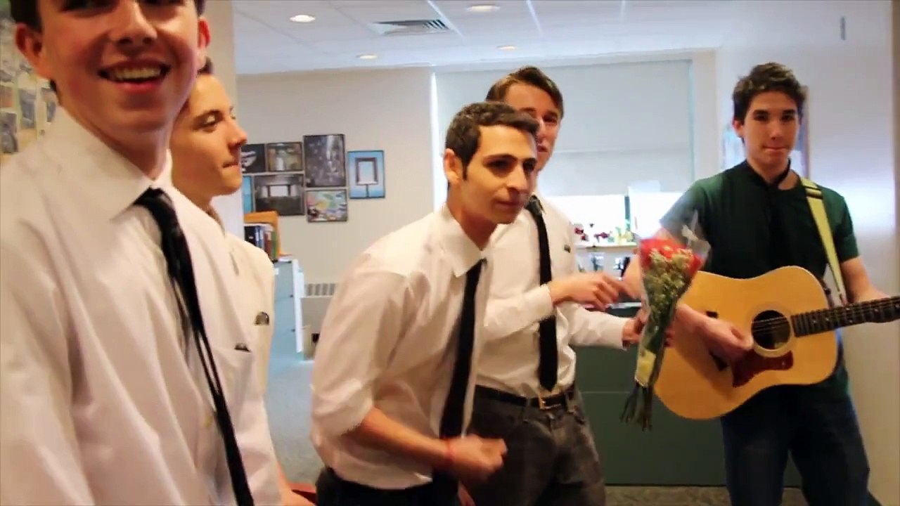 The Valentunes take MHS (Serenading Prank)