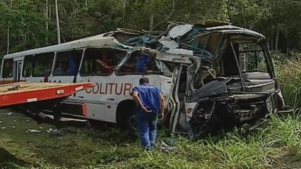 IML identifica as vítimas do acidente em Paraty - Parte 2