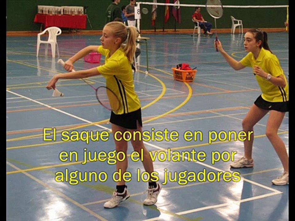 Badminton saque