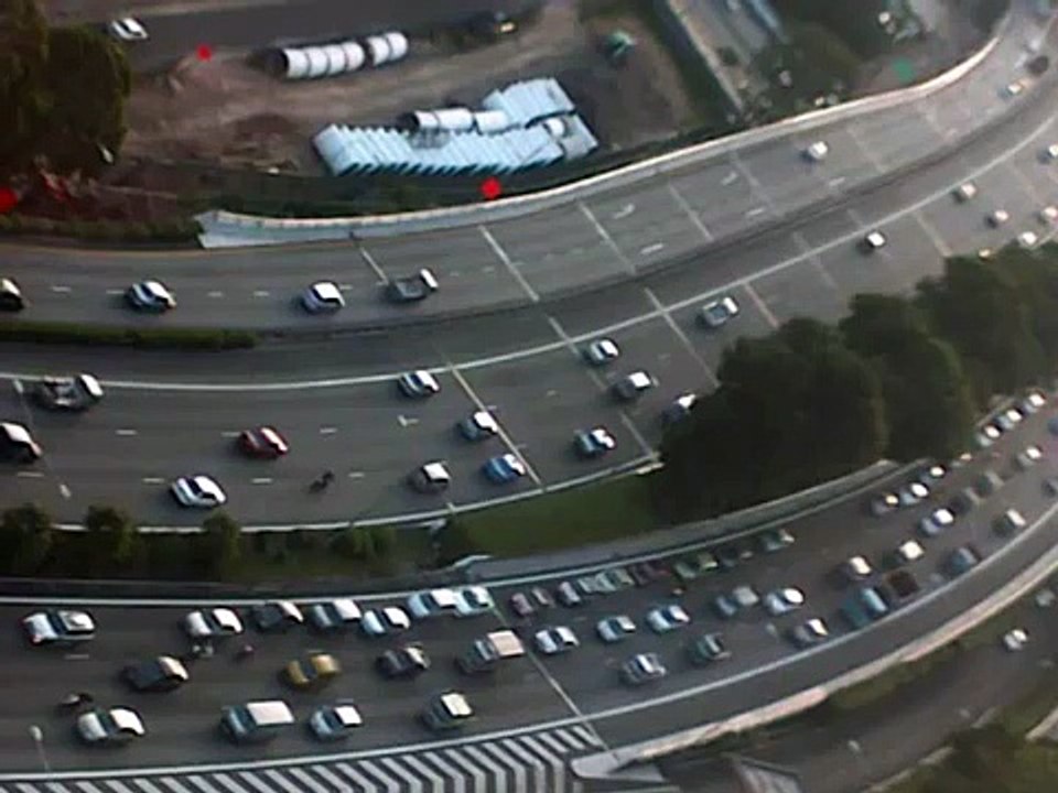 The Private Eyes: Half Catty 許懷欣半斤八兩 with pictures of daily life