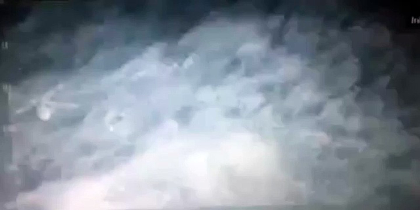 콜롬비아 특수부대 헬기가 지뢰밭에 착륙