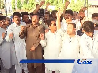PML-N workers unique protest against party