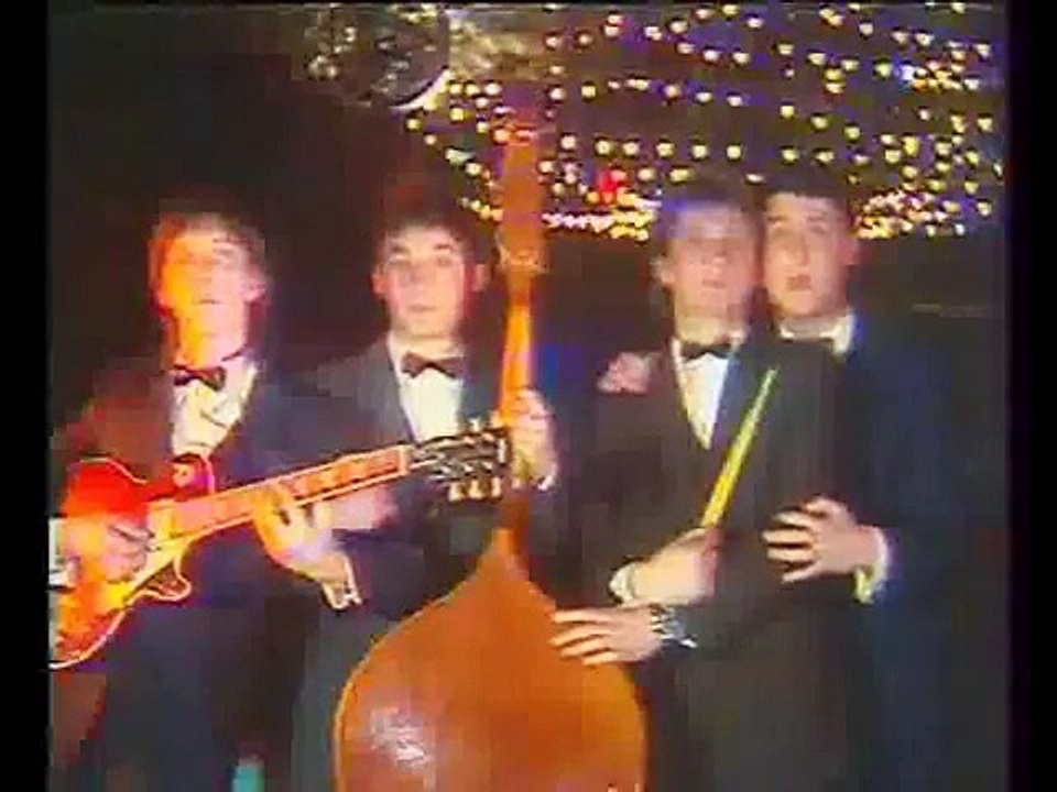 Бит-квартет "СЕКРЕТ" - Именины у Кристины (мой любимый видеоклип)