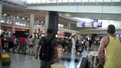 Airport Free Shuttle Bus @Hong Kong Airport - Novotel Citygate with Mr Pierre Dubois