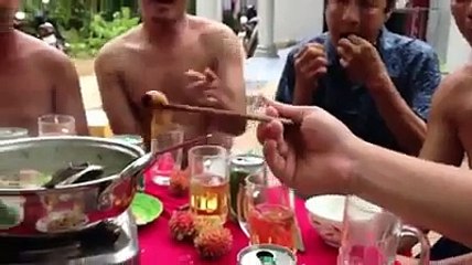 worm eating contest
