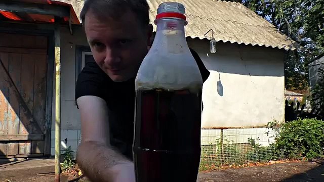 Faire une fusée avec une bouteille de Coca-Cola et du propane
