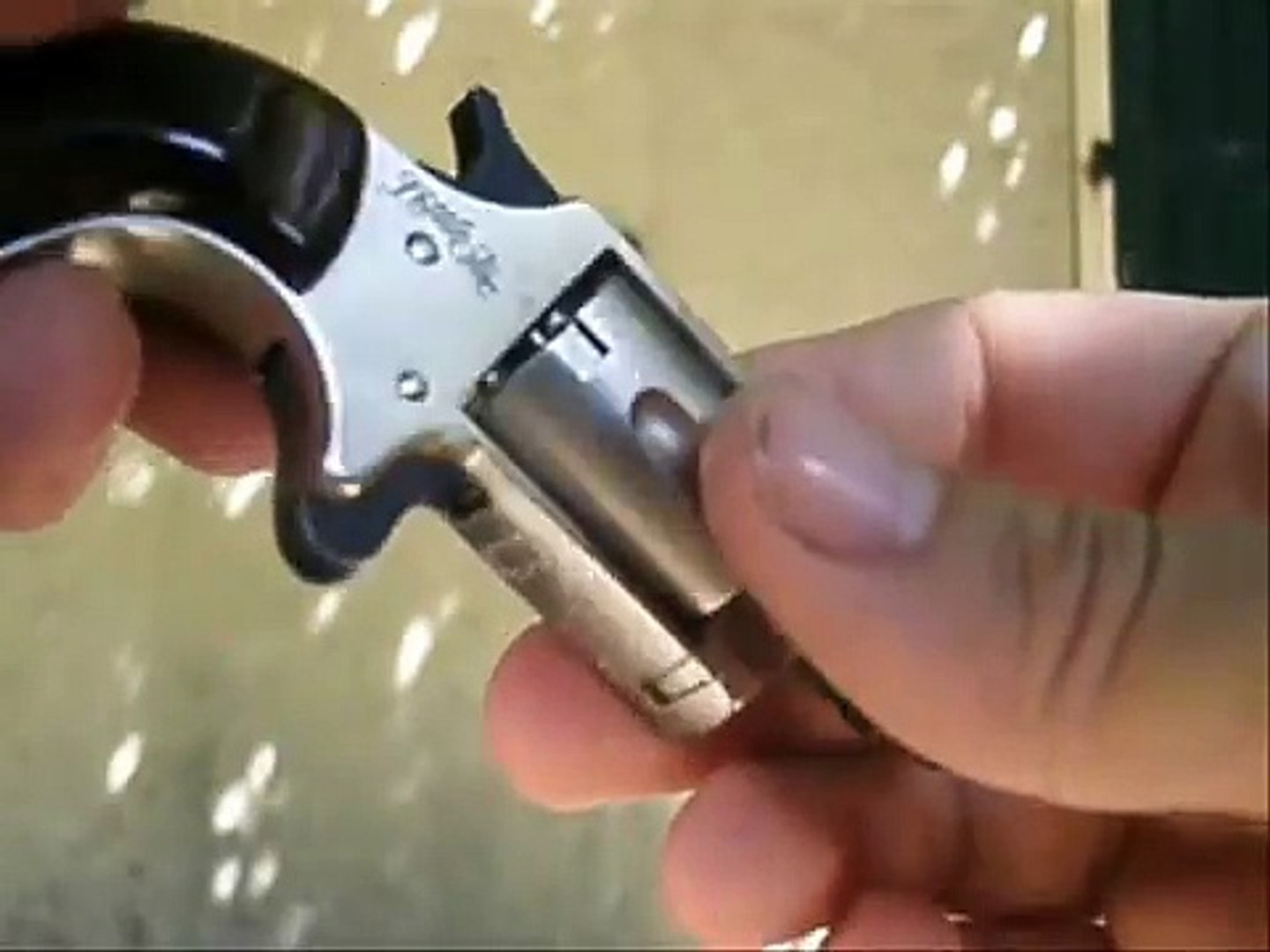 Revolver à blanc Little Joe 6mm Flobert - video Dailymotion